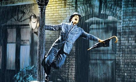 Singin' in the Rain review – simply splashing .
